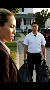 Otthagytak egy motelben, és azt mondták: „Csak egyetlen éjszakára van itt, anya.” De amikor másnap reggel felébredtem, teljesen egyedül voltam – és a pénztárcám is eltűnt.