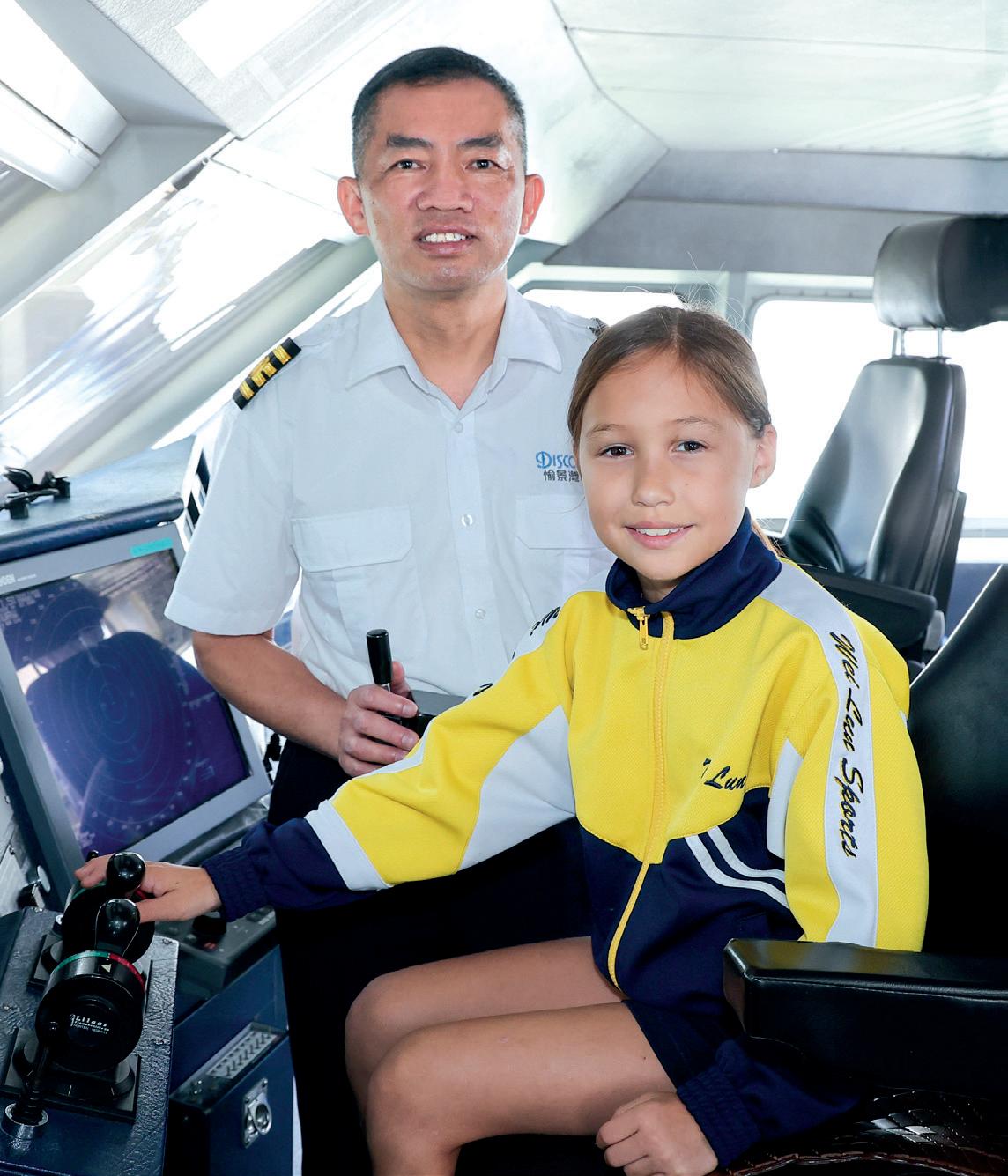 Mielőtt férjhez mentem, teljesen hallgattam a nagyapámtól örökölt 16,9 millió dolláros cégről. Nem akartam, hogy a pénz legyen a kapcsolatunk középpontjában. De mindössze egy nappal az esküvő után az anyósom megjelent „egy halom papírral” és egy tollal – majd úgy kezdett beszélni, mintha a jövőmet már „elrendezték volna”.